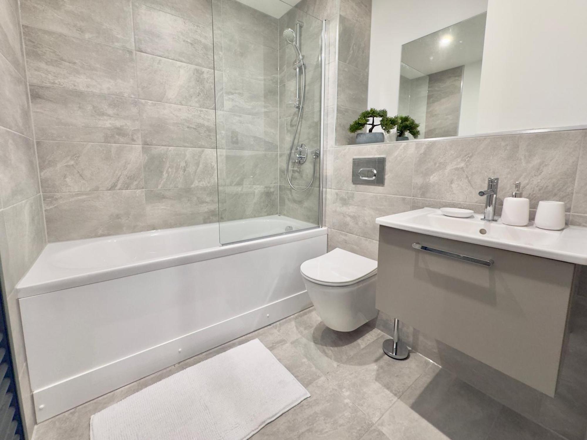 Apartment 43 Citygate With Free Onsite Gym ยอร์ค ภายนอก รูปภาพ